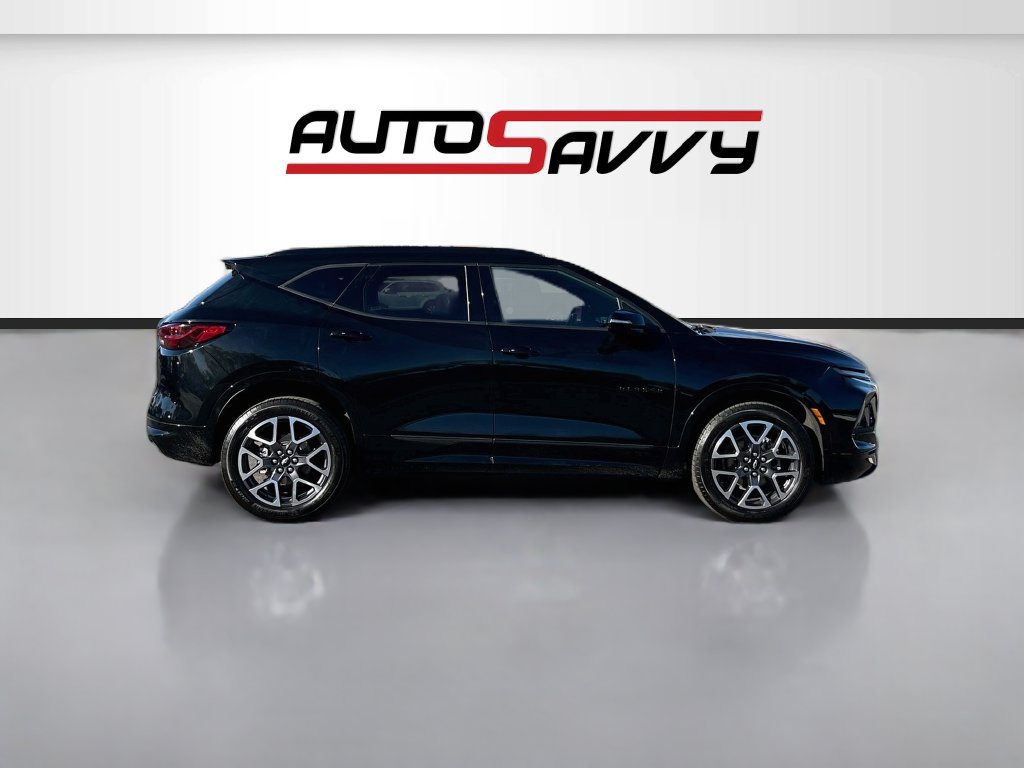 Used 2025 Chevrolet Blazer RS FWD image 8