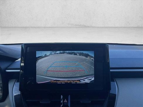 Used 2024 Toyota Corolla Cross L image 15