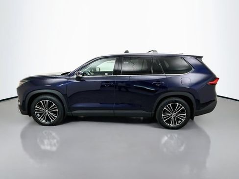 Used 2024 Toyota Grand Highlander AWD Hybrid image 4