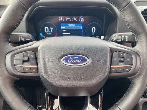 New 2025 Ford Ranger Lariat w/ FX4 Off-Road Package image 8