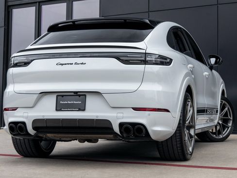 Certified 2020 Porsche Cayenne Turbo image 11