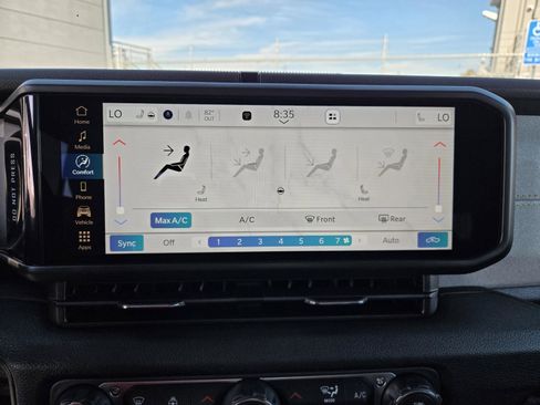 New 2026 Jeep Gladiator Sport image 10