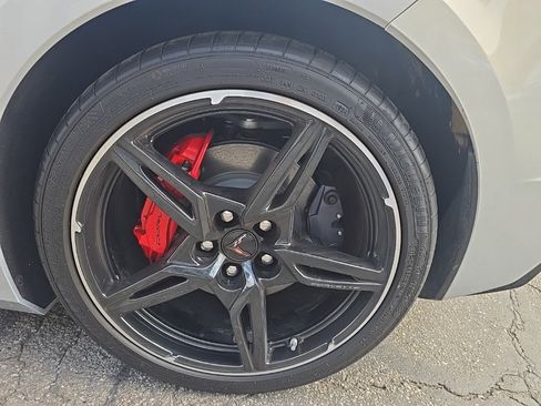 Used 2024 Chevrolet Corvette Stingray Preferred Cpe w/ Stealth Interior Trim Package image 6