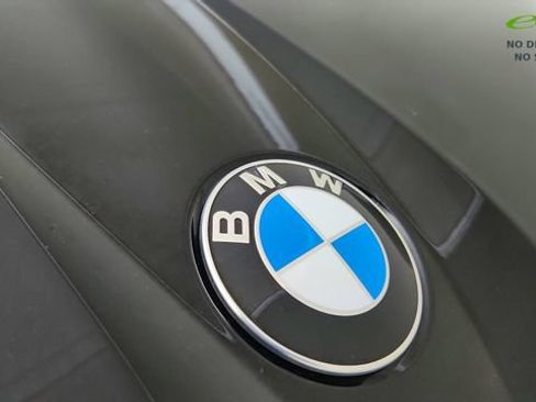 Used 2025 BMW X3 xDrive30i w/ Premium Package AWD/4WD image 29