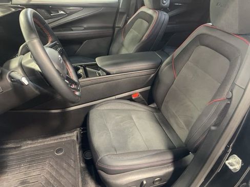 Used 2025 Chevrolet Blazer EV RS image 26