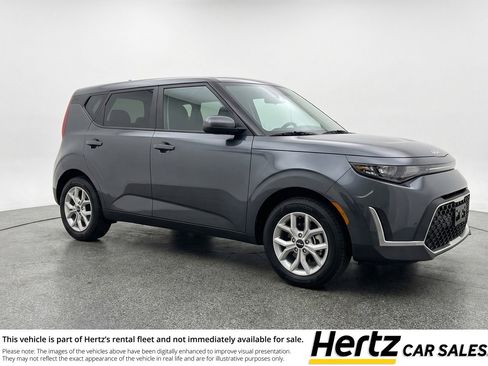 Used 2025 Kia Soul LX w/ LX Technology Package image 1