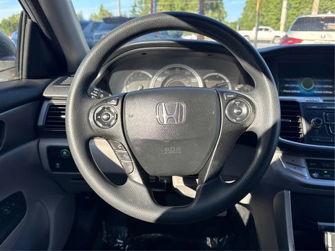 Used 2014 Honda Accord LX image 19
