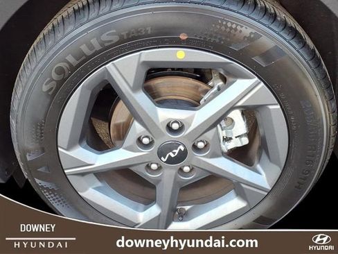 Used 2025 Kia K4 LXS image 6