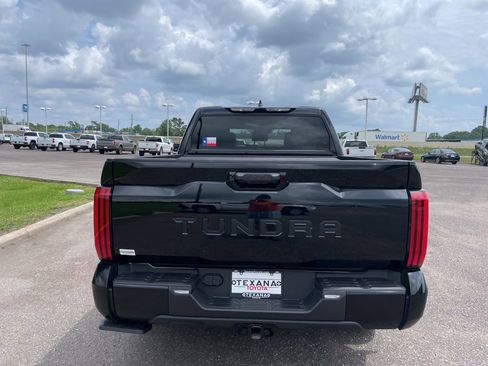 Used 2026 Toyota Tundra SR5 w/ SR5 Convenience Package AWD/4WD image 6