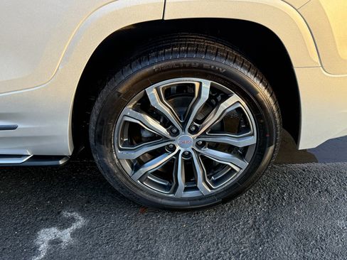 Used 2018 GMC Terrain Denali w/ LPO, 'HIT The Road' Package image 10