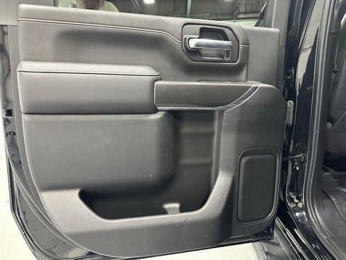 Used 2022 GMC Sierra 2500 AT4 image 42