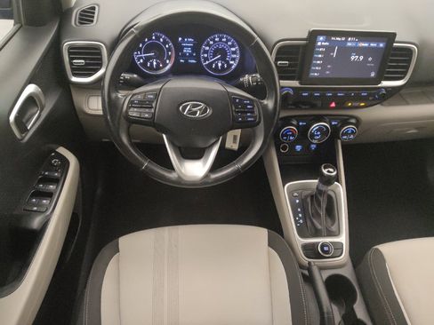 Used 2021 Hyundai Venue SEL FWD image 22