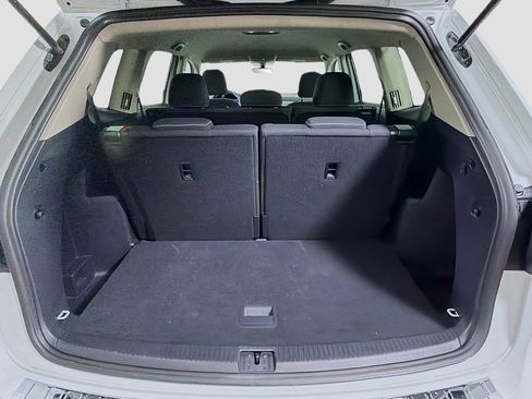 Used 2021 Volkswagen Atlas S FWD image 25