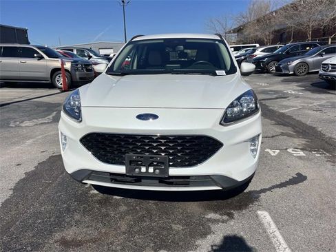 Certified 2020 Ford Escape Titanium image 8