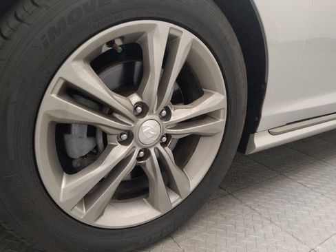 Used 2018 Hyundai Sonata Sport FWD image 31