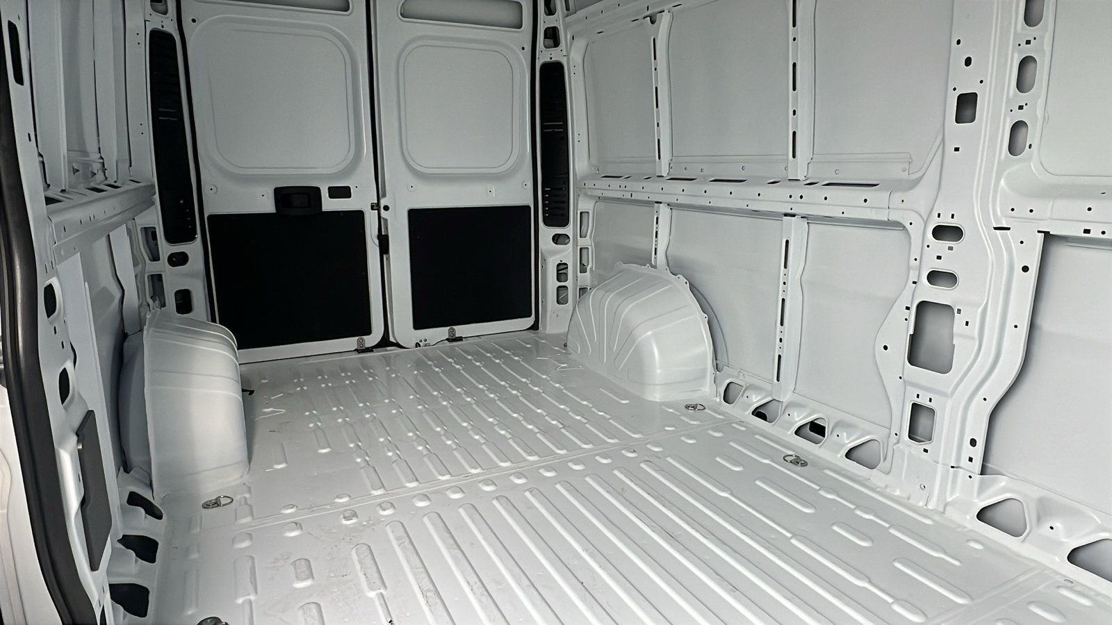 New 2025 RAM ProMaster 2500 w/ Safety Group FWD image 14
