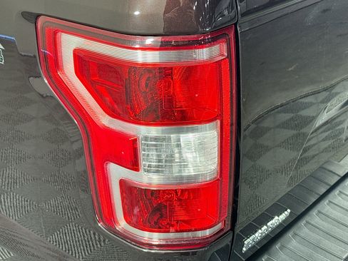Used 2019 Ford F150 XLT w/ XTR Package image 33