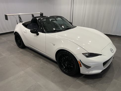 Used 2016 MAZDA MX-5 Miata Sport RWD image 27