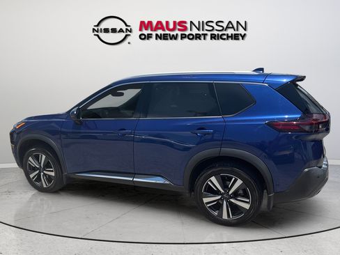 Used 2022 Nissan Rogue SL w/ SL Premium Package FWD image 8