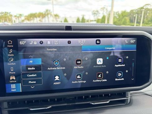 Used 2025 Jeep Wrangler Unlimited Sahara image 23