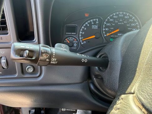 Used 2000 Chevrolet Silverado 2500 LS AWD/4WD image 21