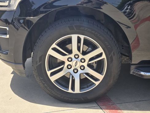 Used 2022 Ford Expedition Max Limited RWD image 17