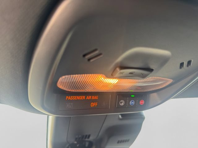 Used 2025 Chevrolet Trax RS w/ Driver Confidence Package FWD image 20
