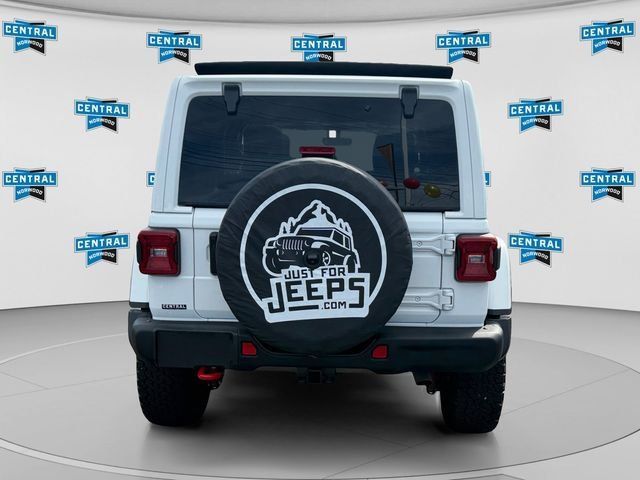 Used 2023 Jeep Wrangler Unlimited Rubicon w/ LED Lighting Group AWD/4WD image 5