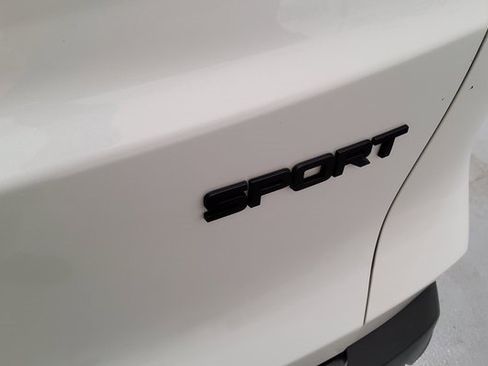 Used 2024 Honda CR-V Sport image 40