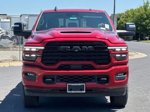 New 2026 RAM 2500 Laramie AWD/4WD image 8