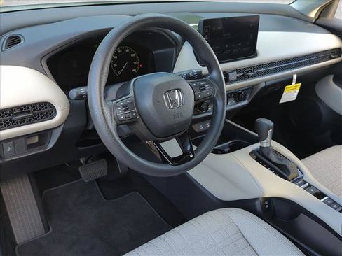 Certified 2026 Honda HR-V LX image 10