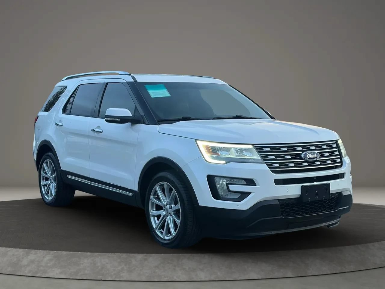 Used 2016 Ford Explorer Limited FWD image 5