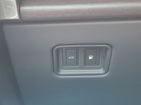 New 2025 Land Rover Range Rover SE image 20