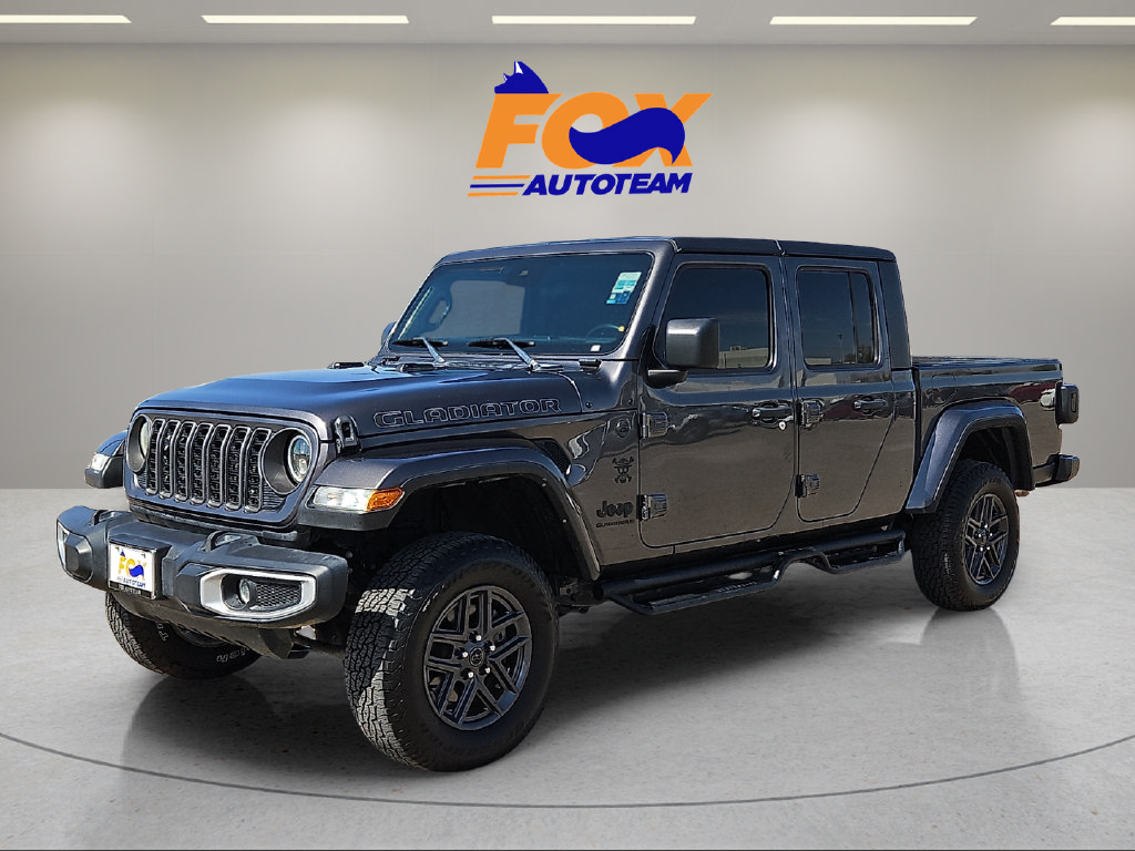 Used 2024 Jeep Gladiator Sport AWD/4WD image 1