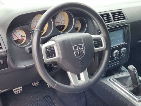 Used 2014 Dodge Challenger R/T w/ Blacktop Package RWD image 23