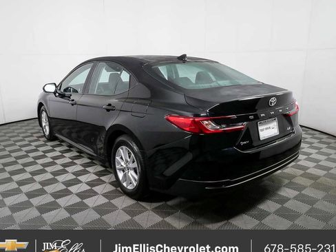 Used 2025 Toyota Camry LE image 26