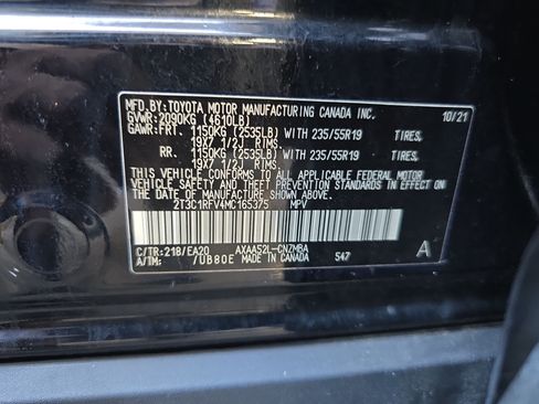 Used 2021 Toyota RAV4 XLE Premium FWD image 35