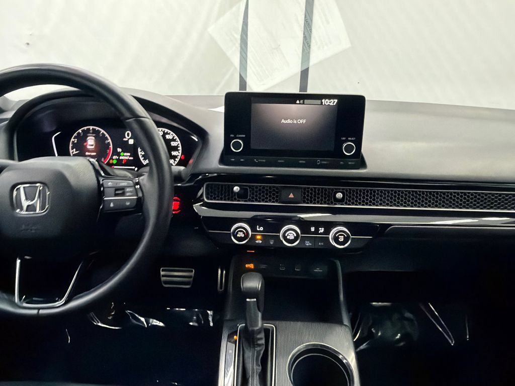 Used 2025 Honda Civic Sport image 26