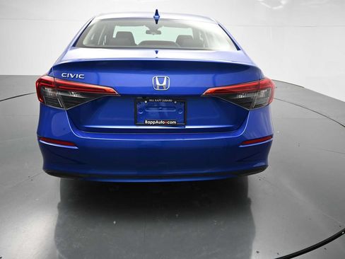 Used 2022 Honda Civic EX image 6