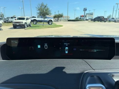Certified 2025 Ford Expedition Platinum w/ Driver's Package AWD/4WD image 19
