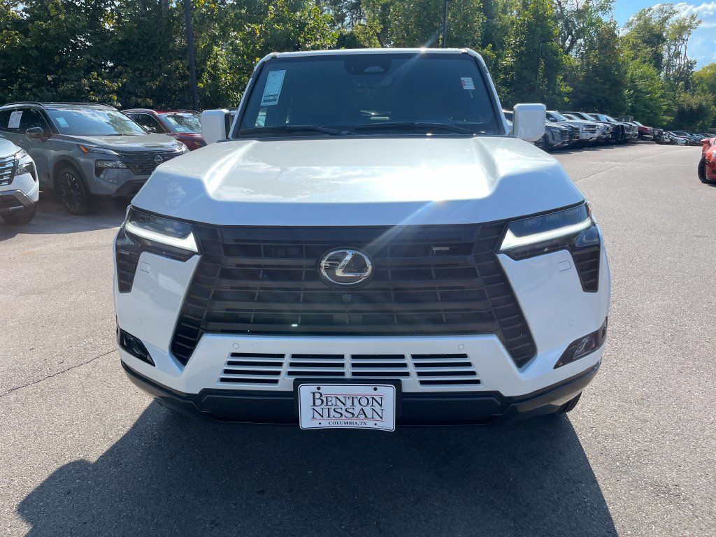 Used 2026 Lexus GX 550 w/ Accessory Package (2T) AWD/4WD image 37