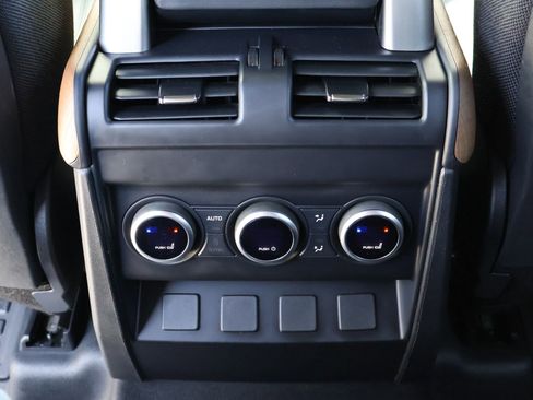 Used 2023 Land Rover Defender 130 X image 25