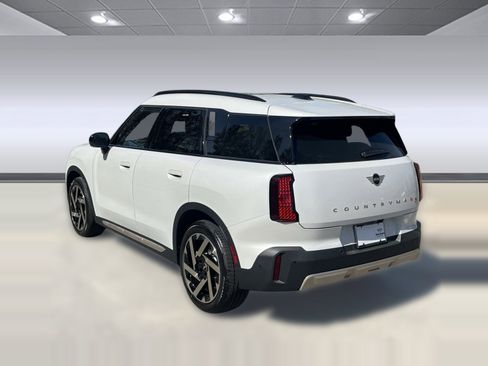 Used 2025 MINI Cooper Countryman S w/ Comfort Package Max AWD/4WD image 3