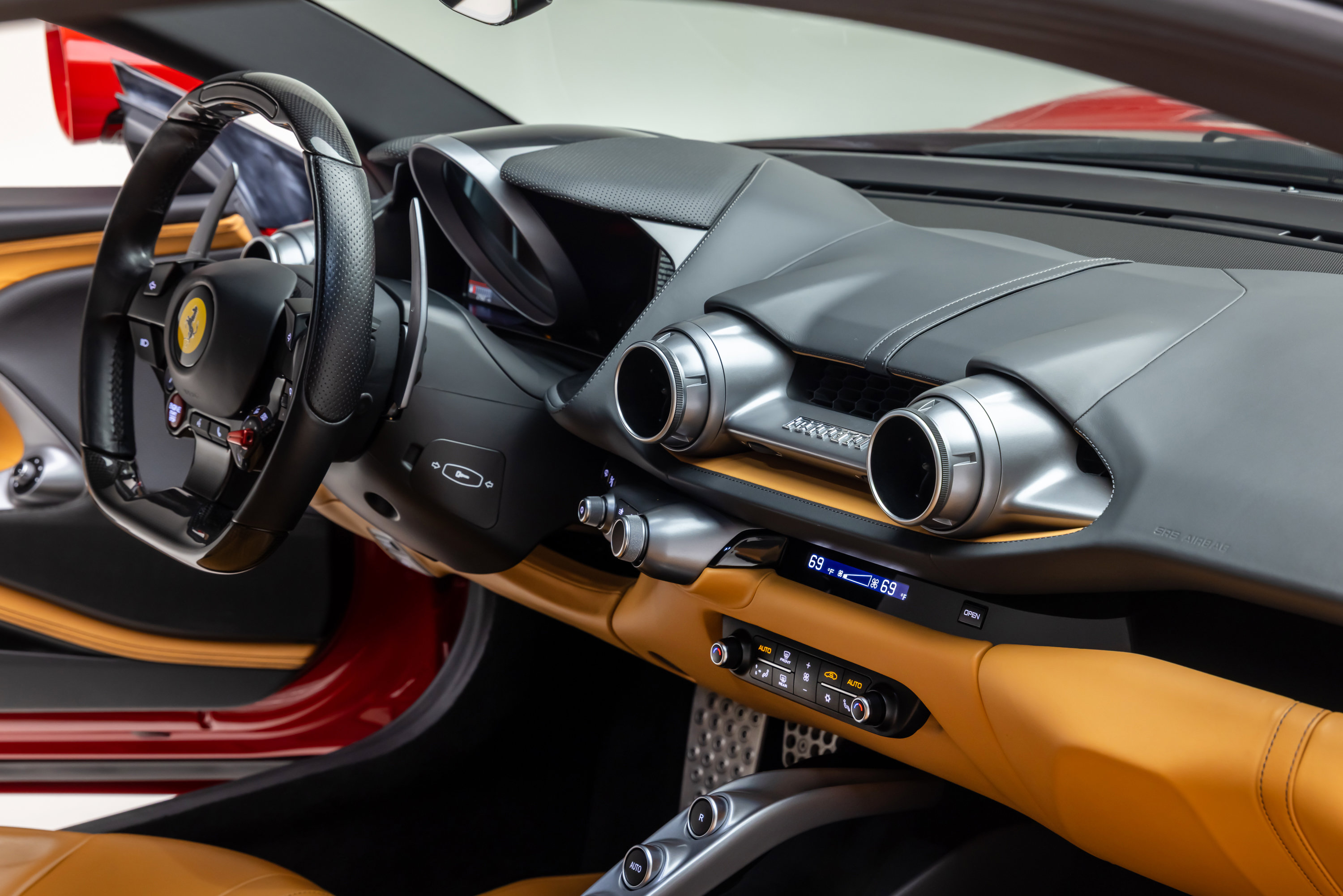 Certified 2020 Ferrari 812 Superfast RWD image 27