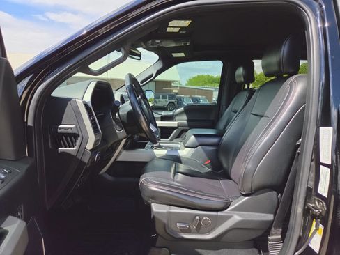 Used 2018 Ford F150 Lariat w/ Equipment Group 502A Luxury AWD/4WD image 22