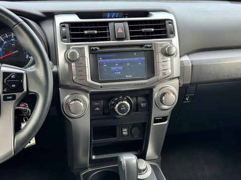 Used 2019 Toyota 4Runner SR5 AWD/4WD image 16