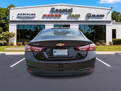 Used 2024 Chevrolet Malibu LT FWD image 5