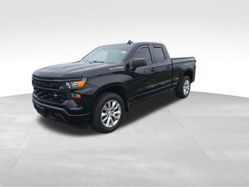 Used 2024 Chevrolet Silverado 1500 Custom AWD/4WD image 3