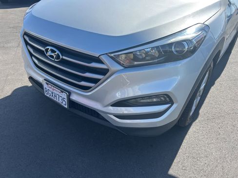 Used 2018 Hyundai Tucson SEL image 12