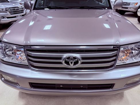 Used 2006 Toyota Land Cruiser image 4